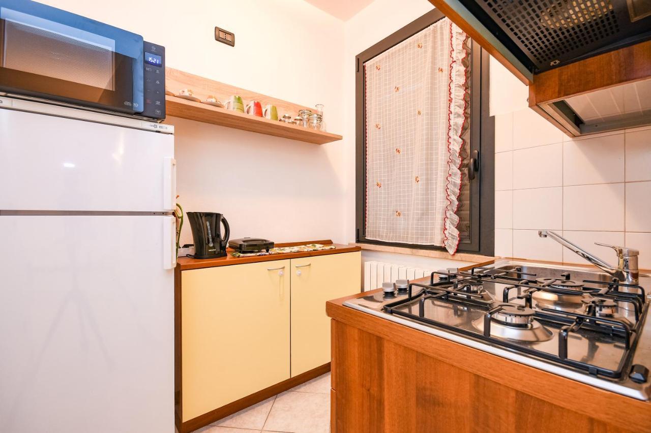 Desenzanoloft Yellow Apartment Desenzano del Garda Kültér fotó